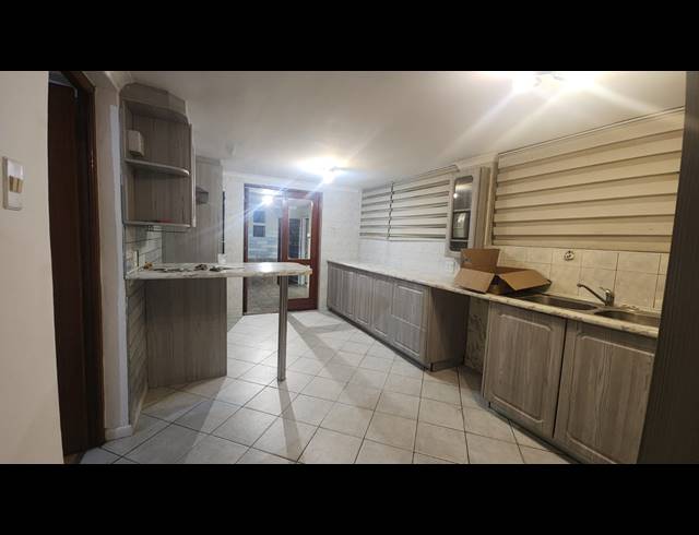 4 BEDROOM HOUSE RENTED IN THORNTON